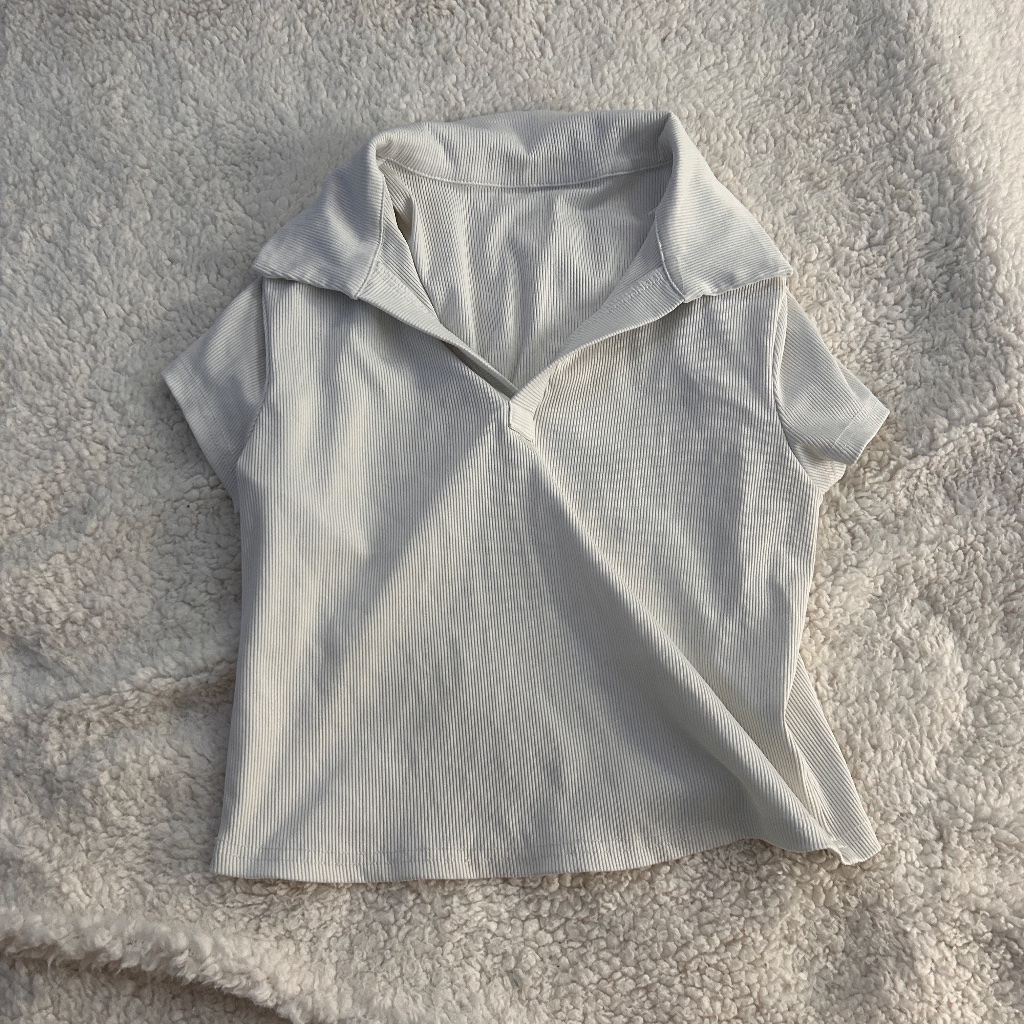 Ribbed Collared Top
